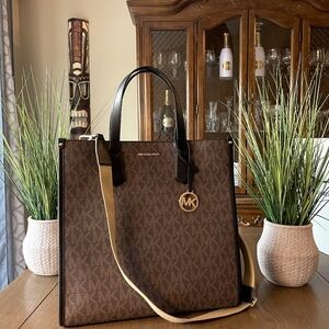 $398 Michael Kors LG TOTE CARRYALL BAG MK HANDBAG PURSE